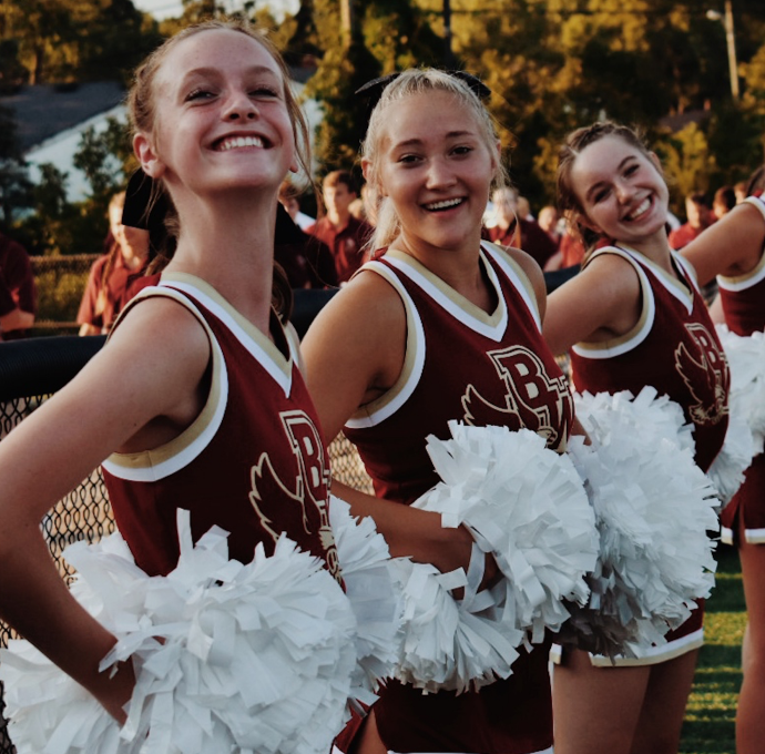 cheerleaders posing